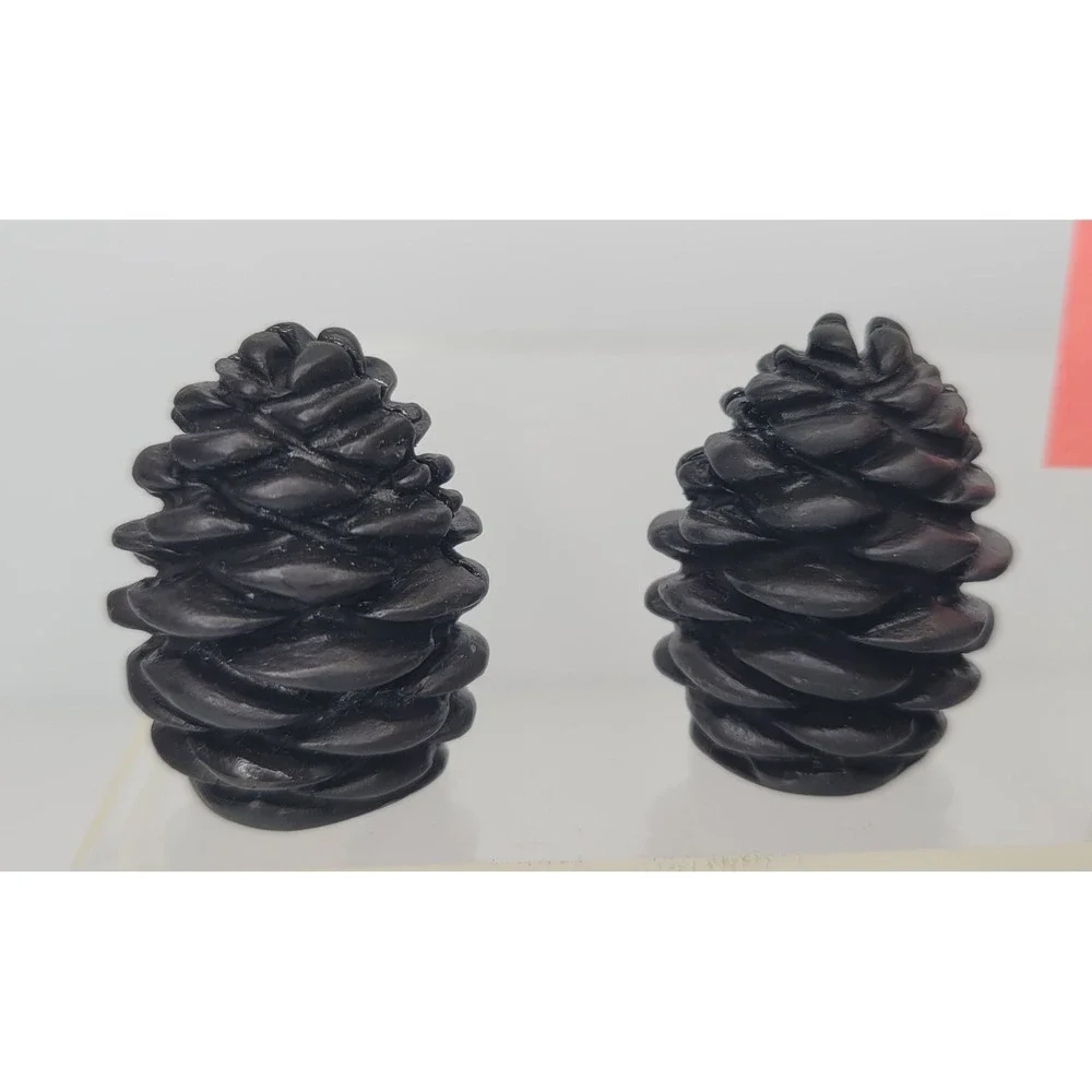 Crate & Barrel Meryl Waitz Place Card Holders 4‎ Pack Pinecones Tablescape NEW